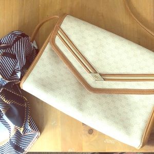Vintage Creme / Tan Gucci Bag